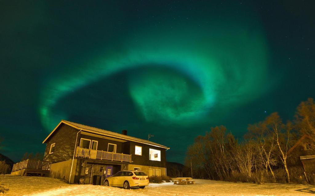 Midt i Lofoten room 3